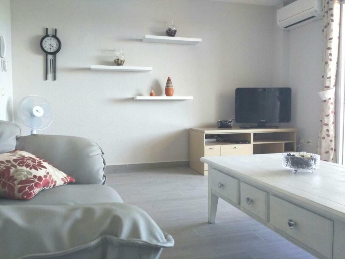 Precioso Apartamento Frente Al Mar Benalmádena Eksteriør billede
